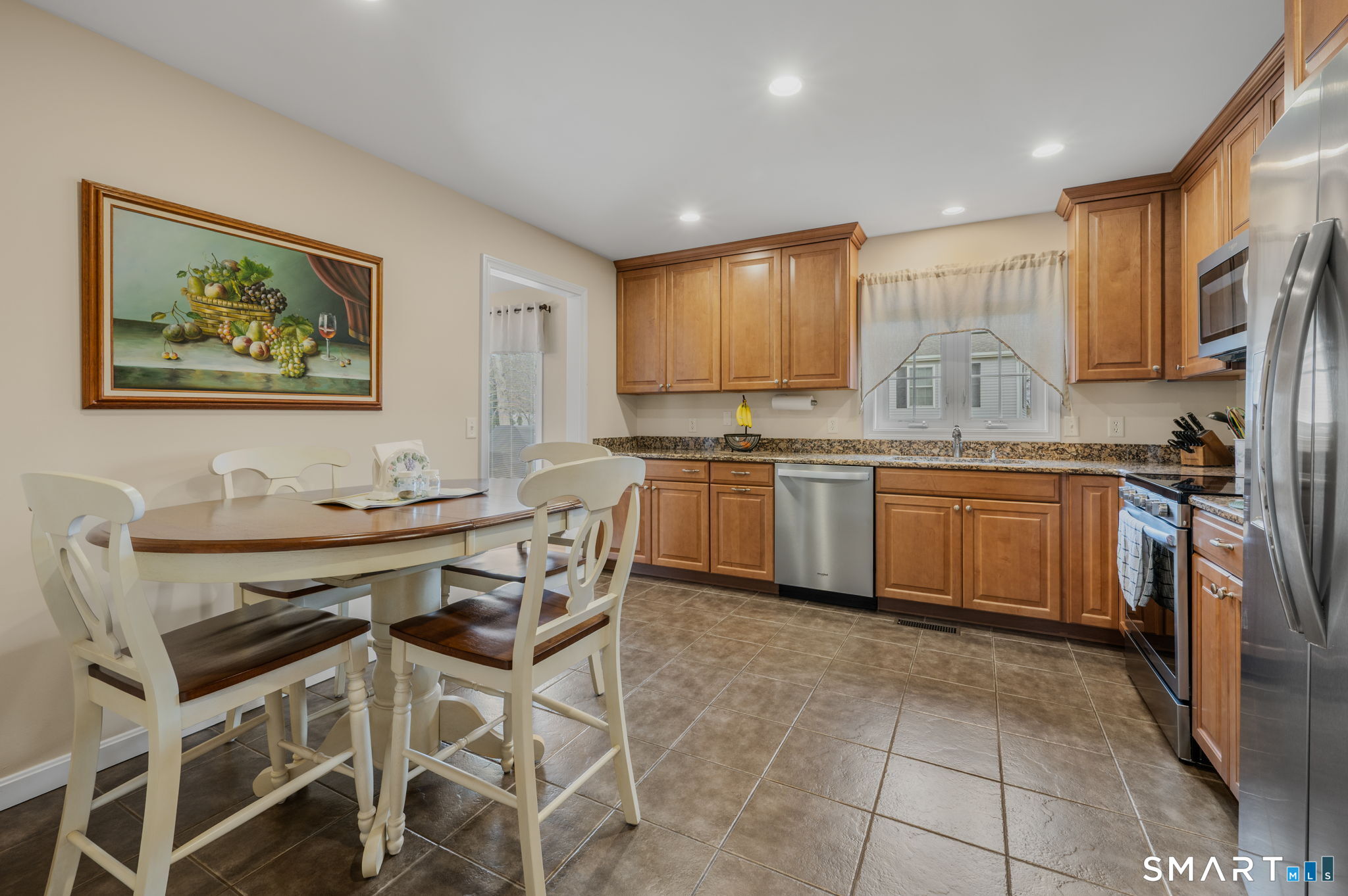 8 Heartwell Drive Groton CT 06340
