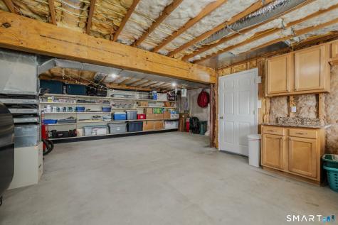 8 Heartwell Drive Groton CT 06340