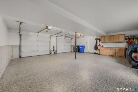 8 Heartwell Drive Groton CT 06340