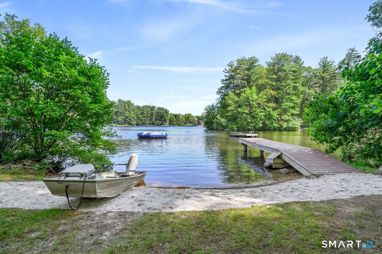 68 Old Dike Road Trumbull CT 06611