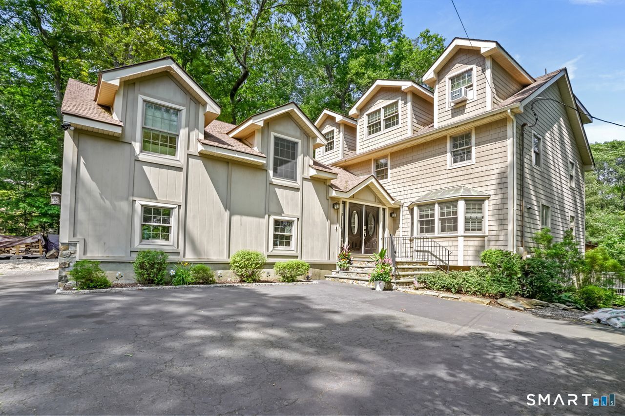 68 Old Dike Road Trumbull CT 06611