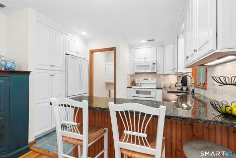 35 Aspen Ledges Road Ridgefield CT 06877