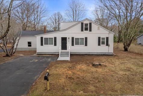 7 Center Road Waterford CT 06385