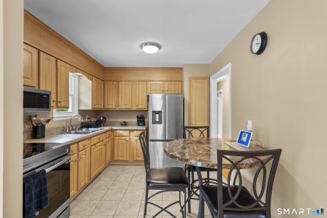 16 Tracy Terrace Seymour CT 06483