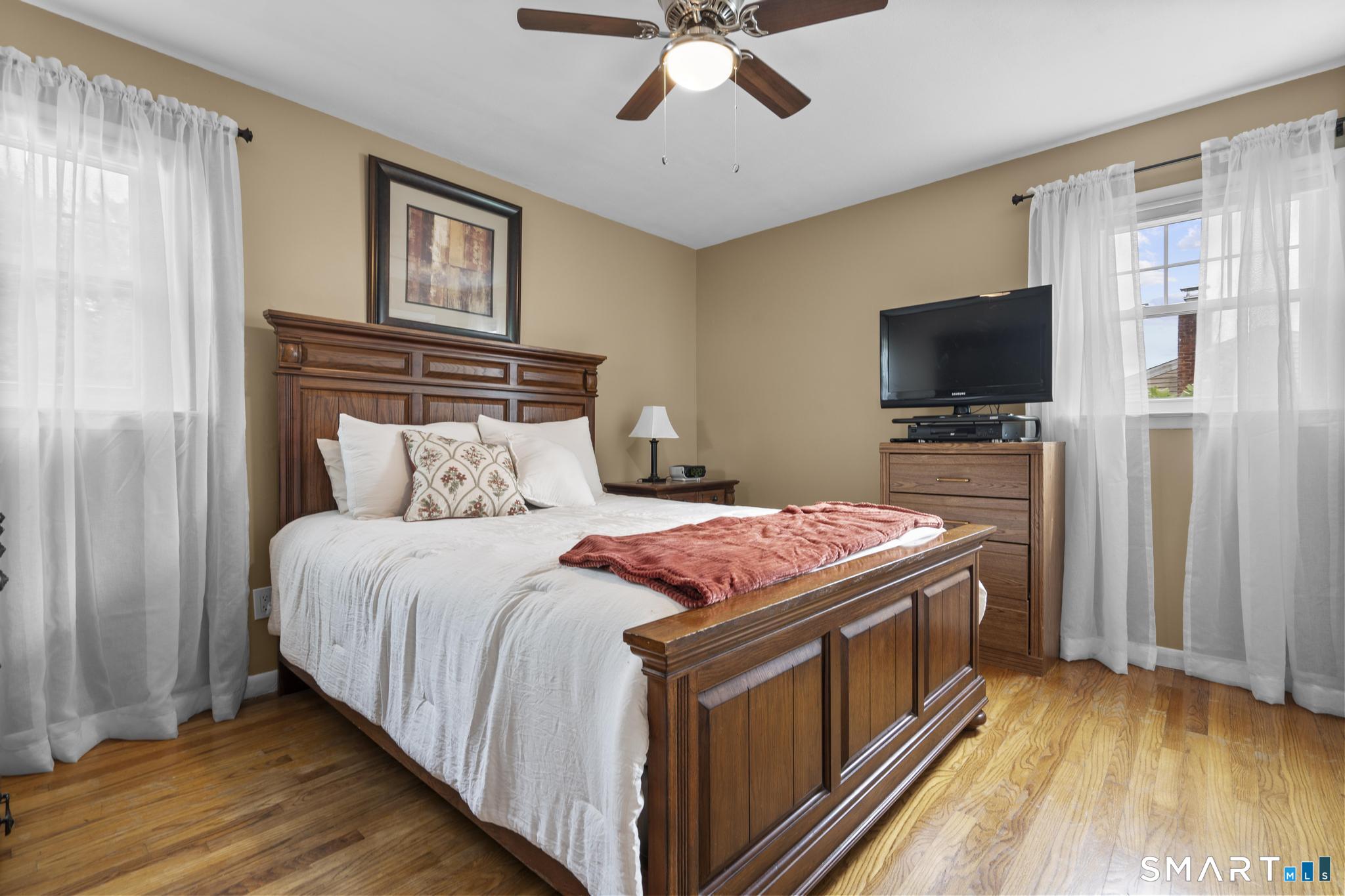 16 Tracy Terrace Seymour CT 06483