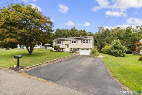 16 Tracy Terrace Seymour CT 06483