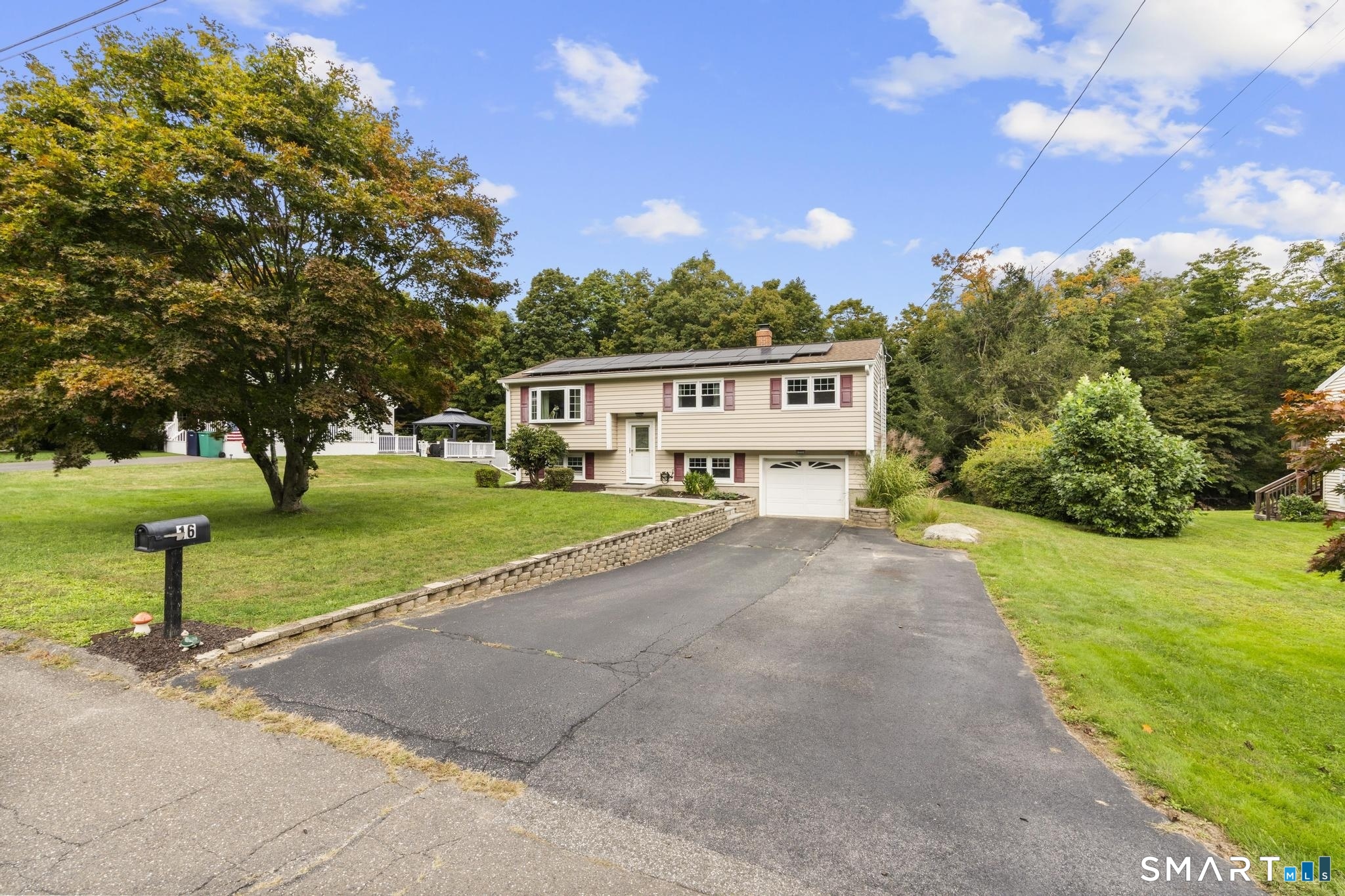16 Tracy Terrace Seymour CT 06483