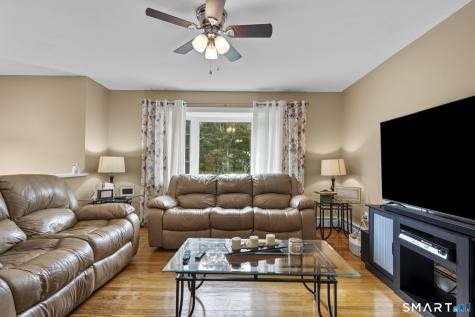 16 Tracy Terrace Seymour CT 06483