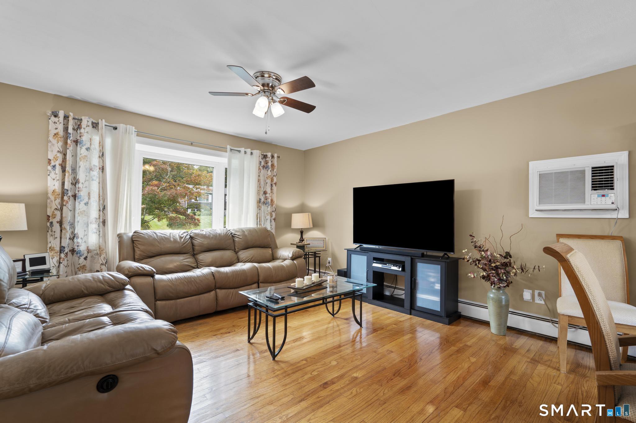 16 Tracy Terrace Seymour CT 06483