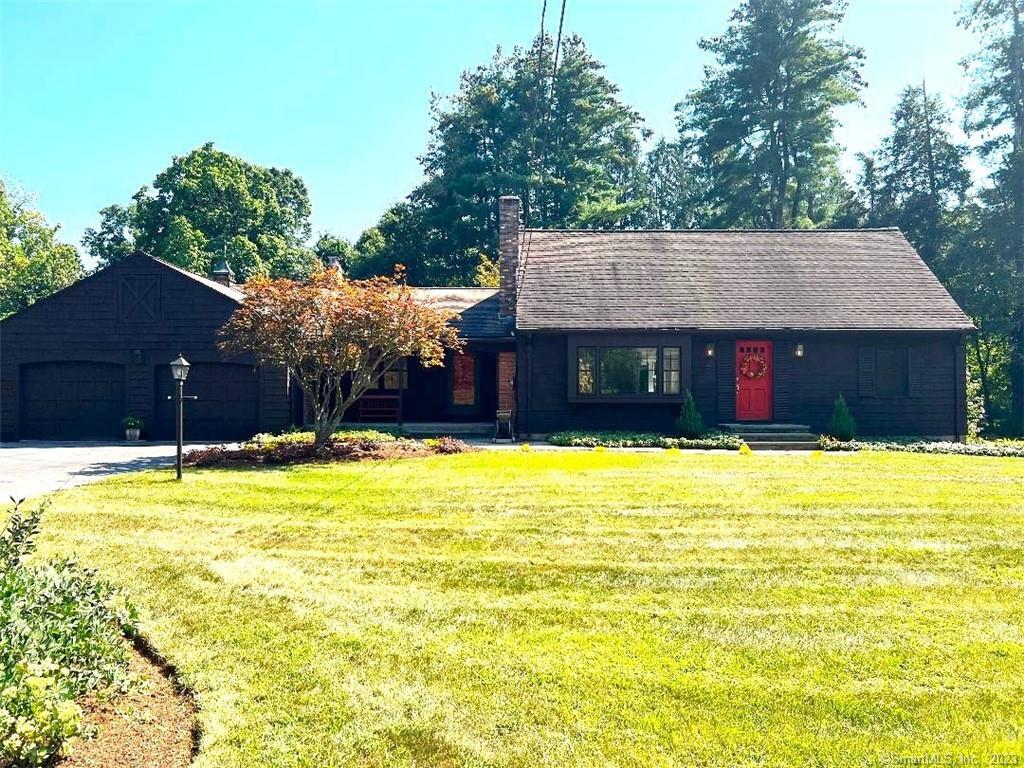 32 Westwood Drive Simsbury CT 06070