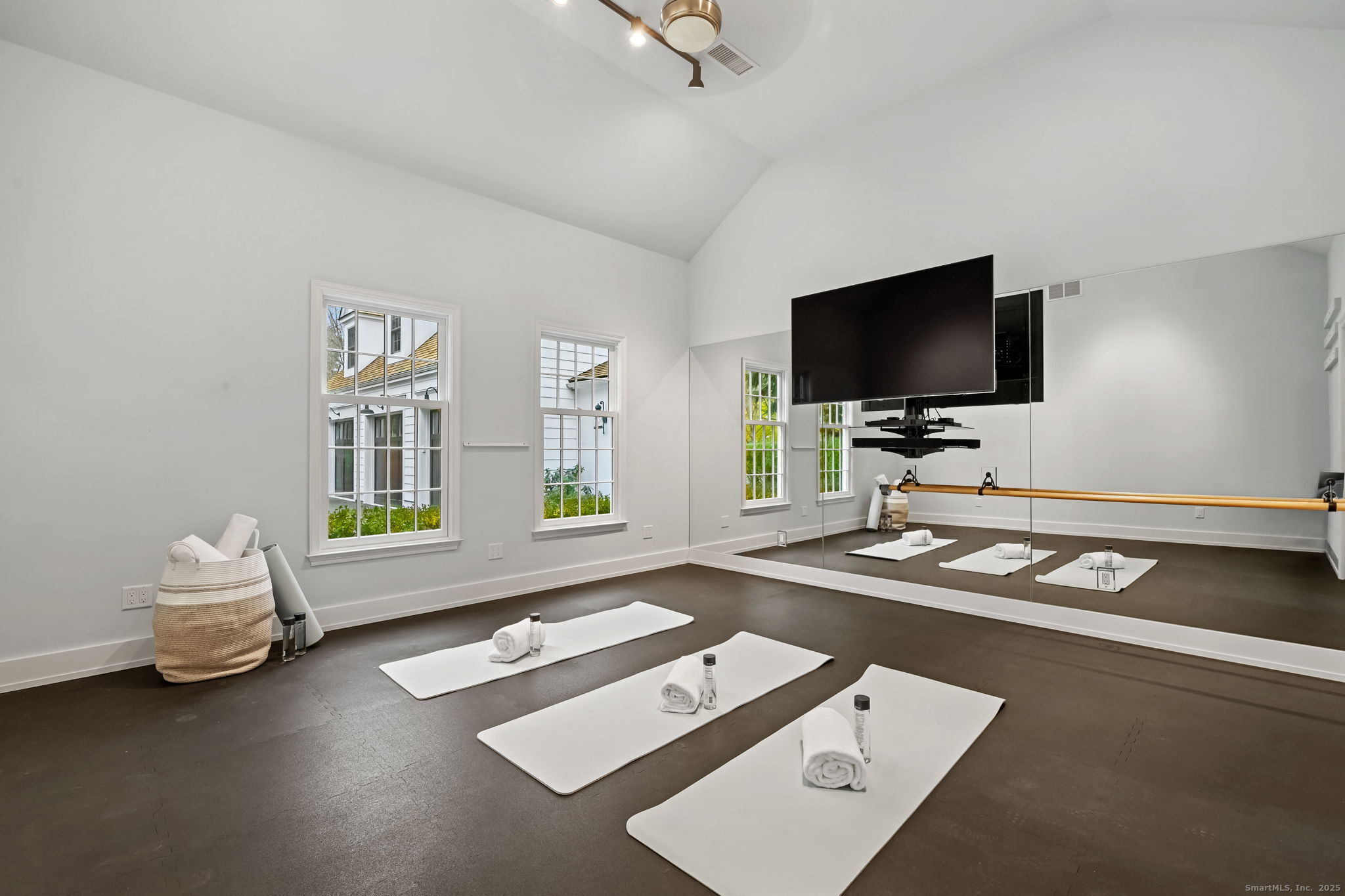 276 Greenley Road New Canaan CT 06840