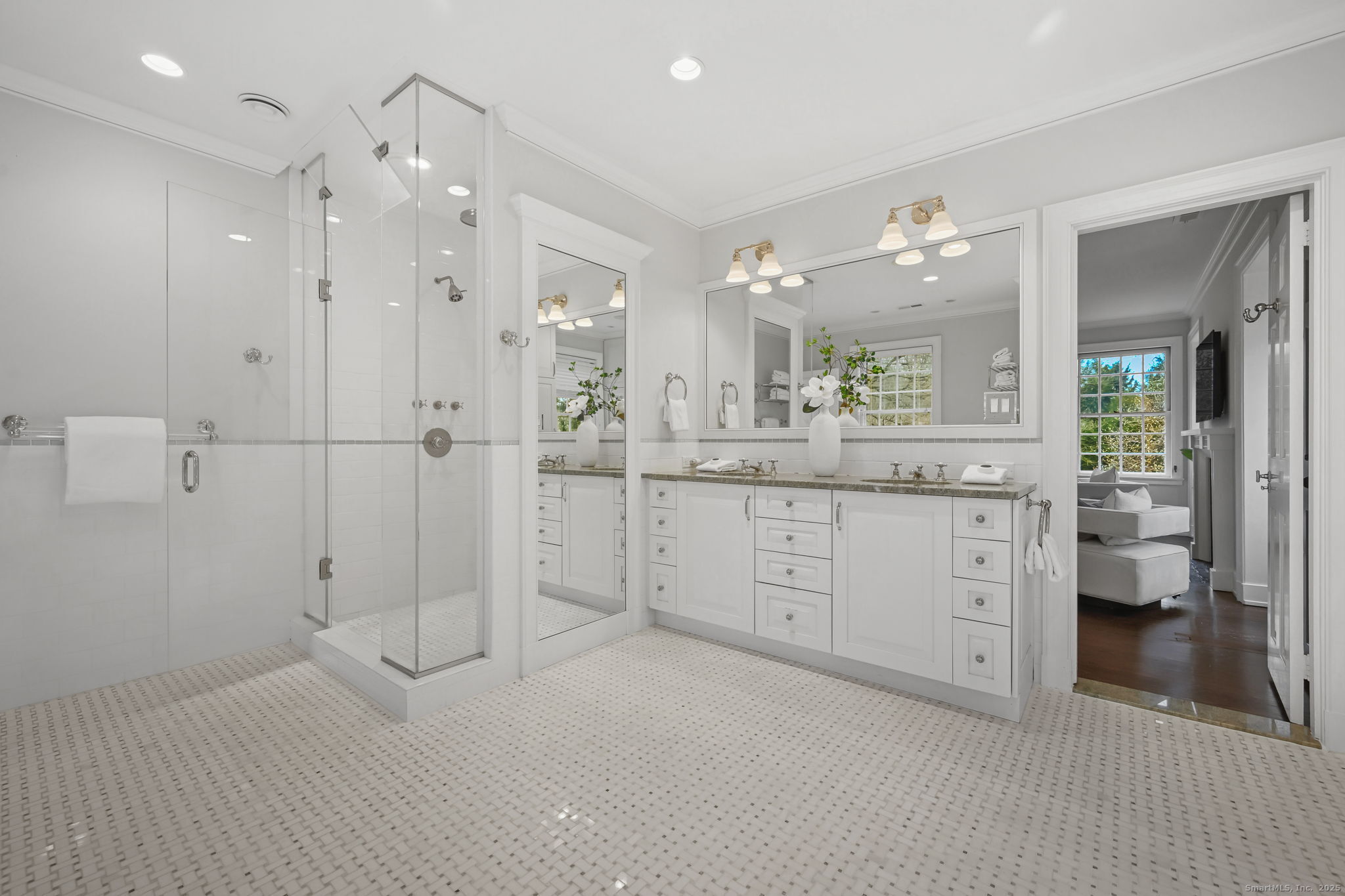 276 Greenley Road New Canaan CT 06840