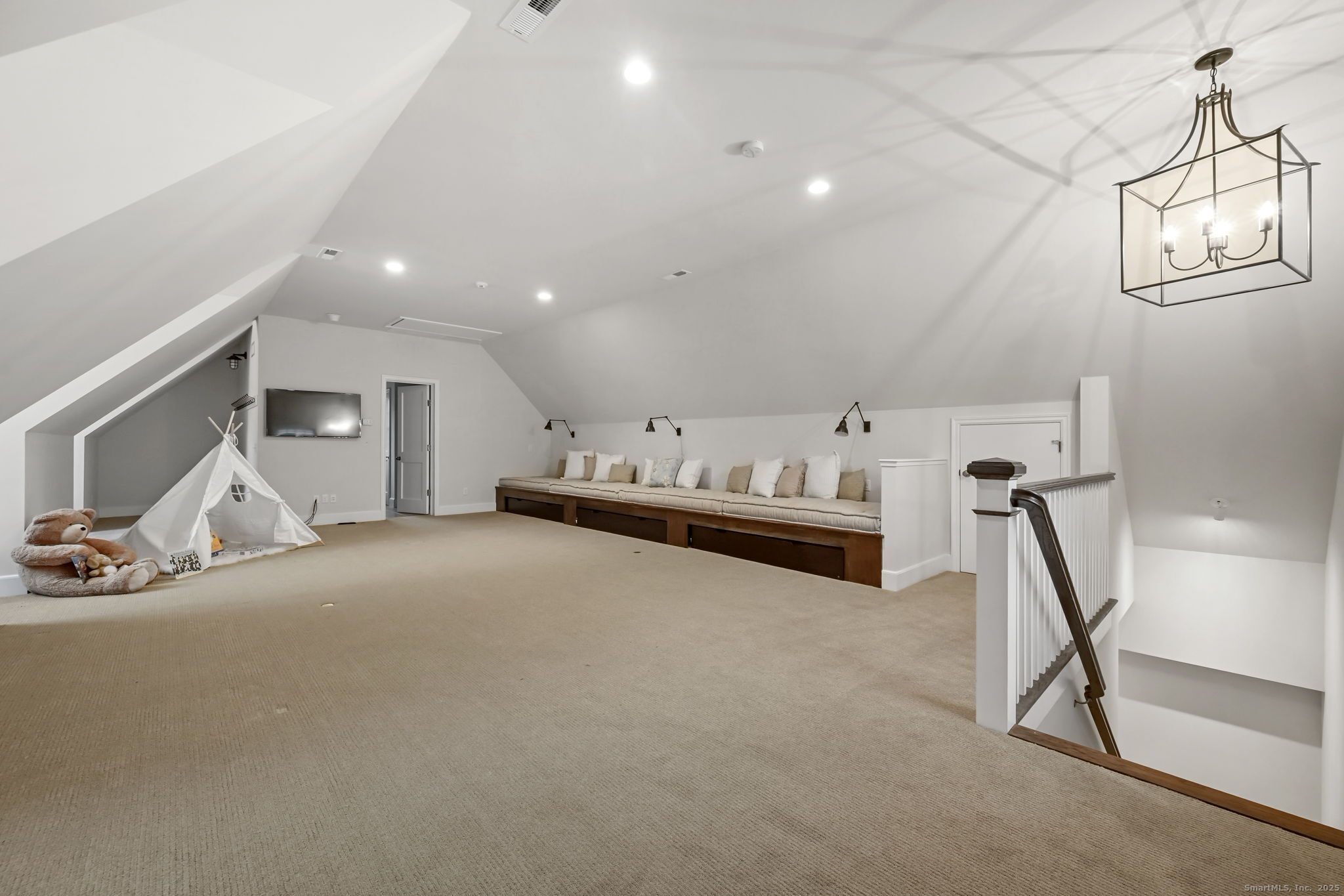 276 Greenley Road New Canaan CT 06840