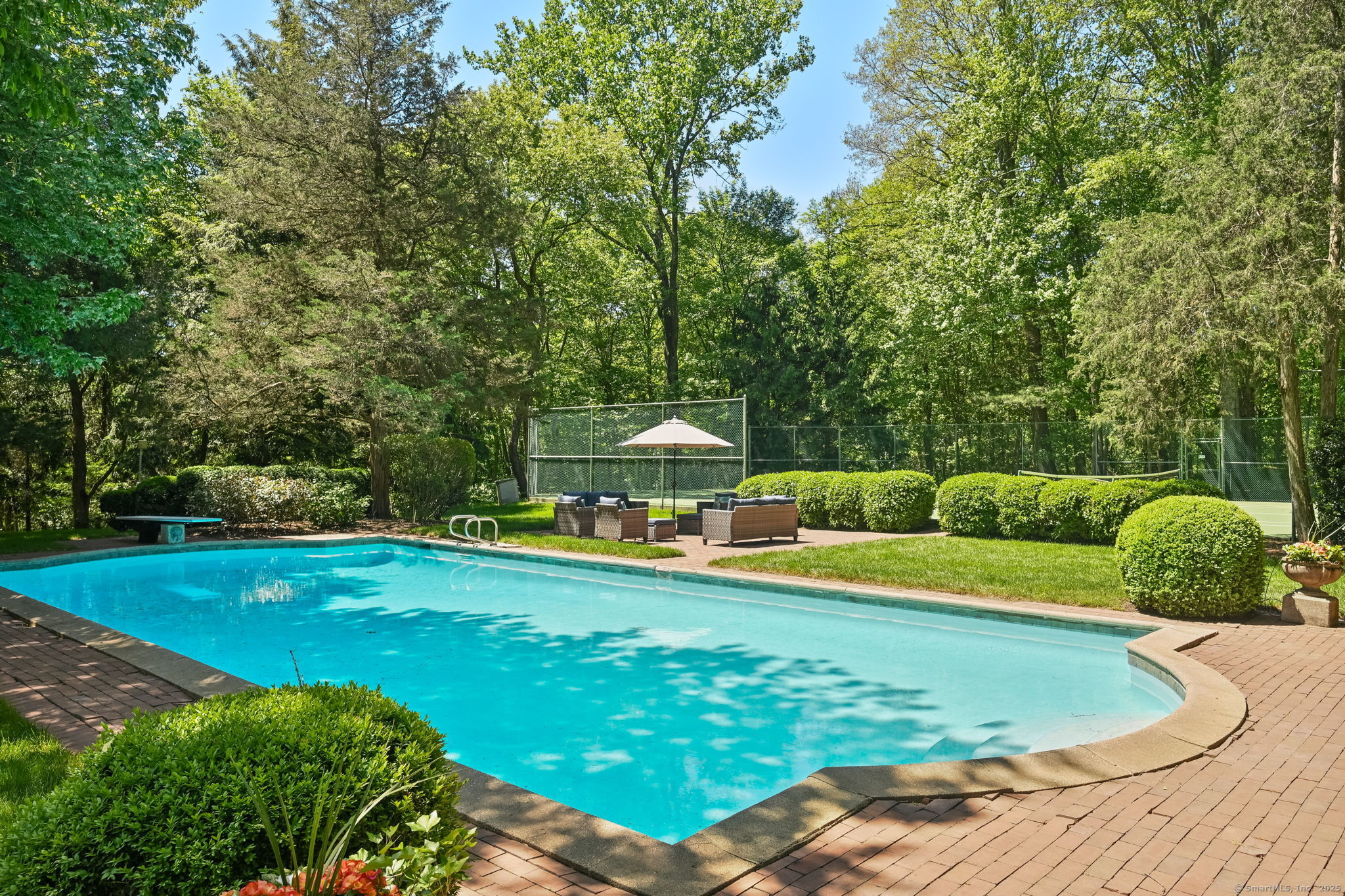 276 Greenley Road New Canaan CT 06840
