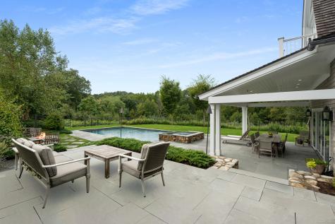 294 Maple Road Easton CT 06612