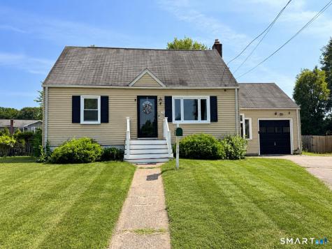 33 Salem Road East Hartford CT 06118