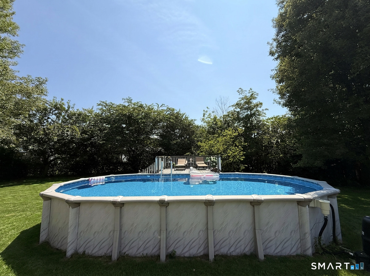 33 Salem Road East Hartford CT 06118