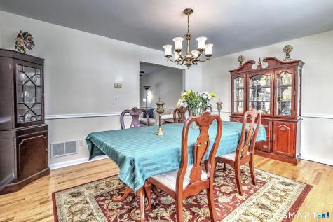 8 Hill Street East Haven CT 06512