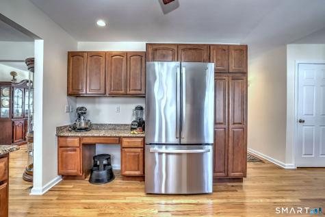 8 Hill Street East Haven CT 06512