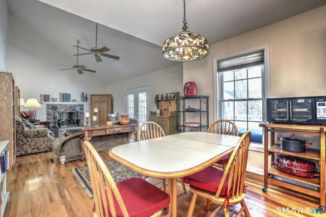 8 Hill Street East Haven CT 06512