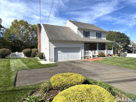 8 Hill Street East Haven CT 06512