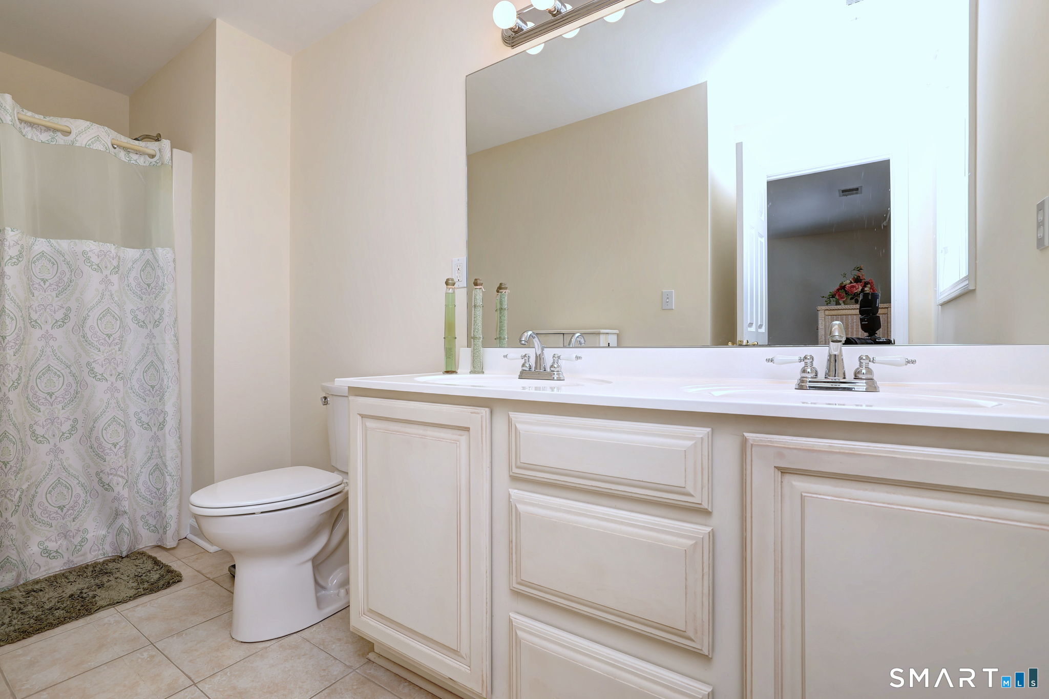 8 Hill Street East Haven CT 06512