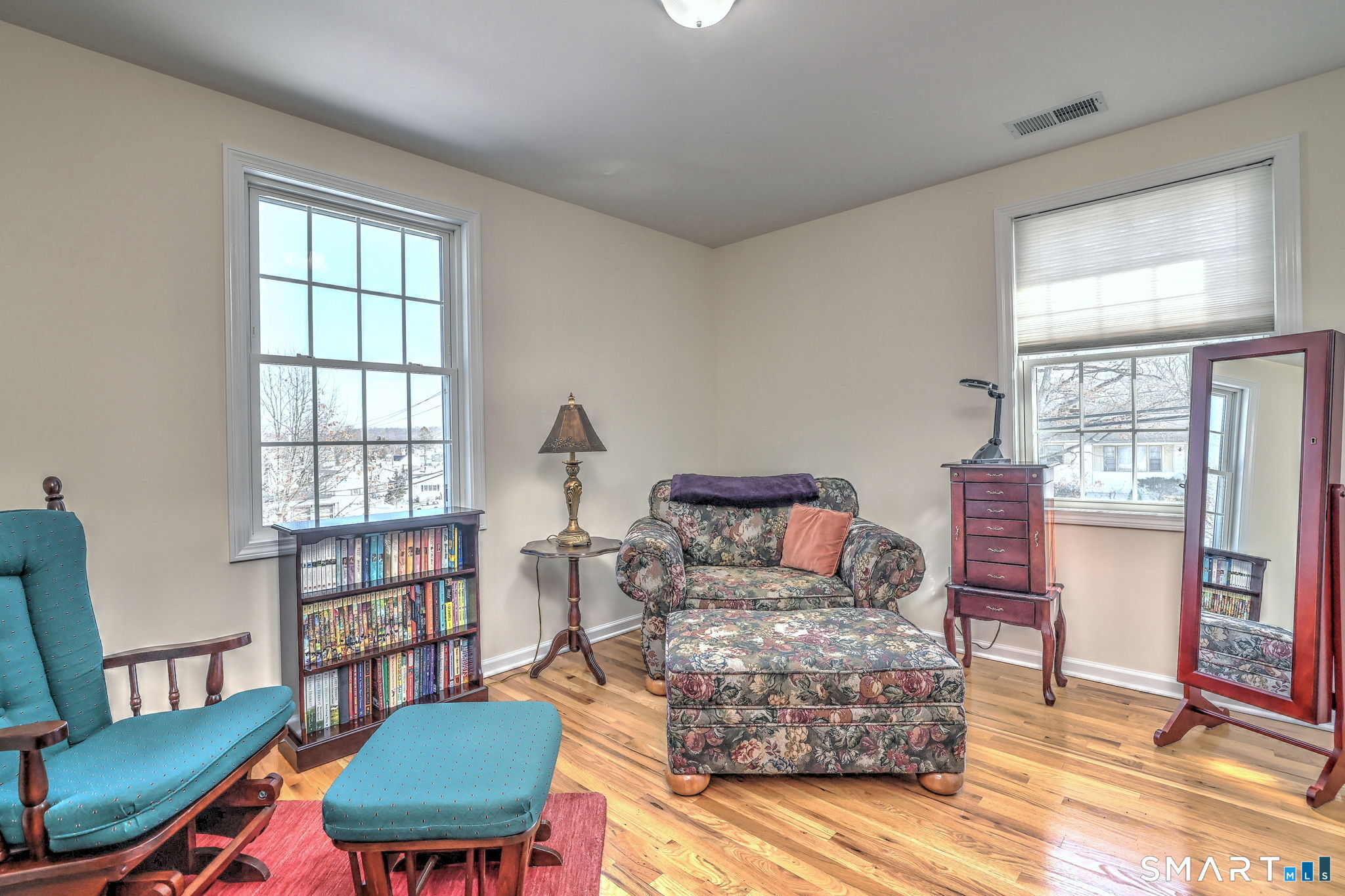 8 Hill Street East Haven CT 06512