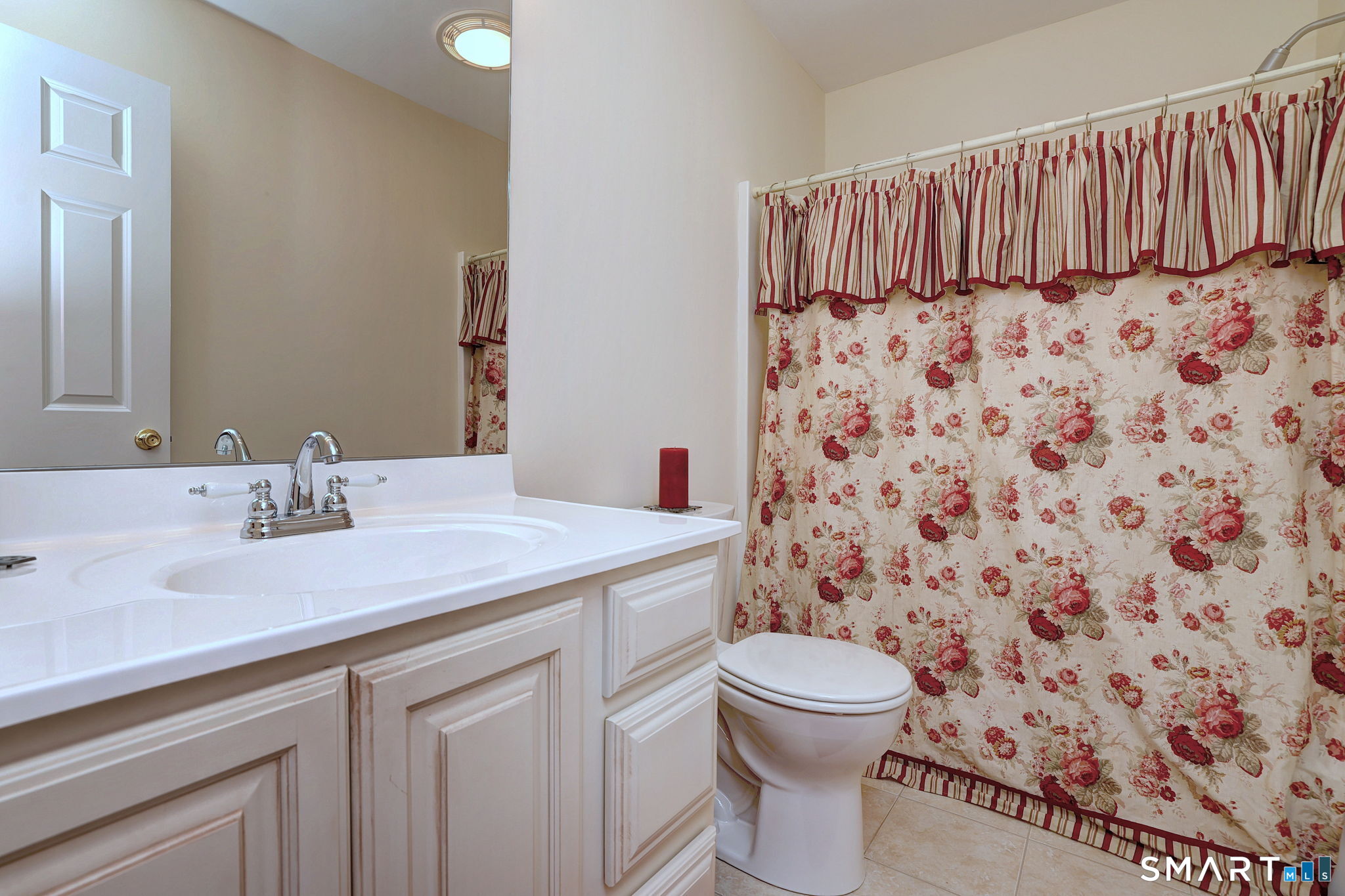 8 Hill Street East Haven CT 06512