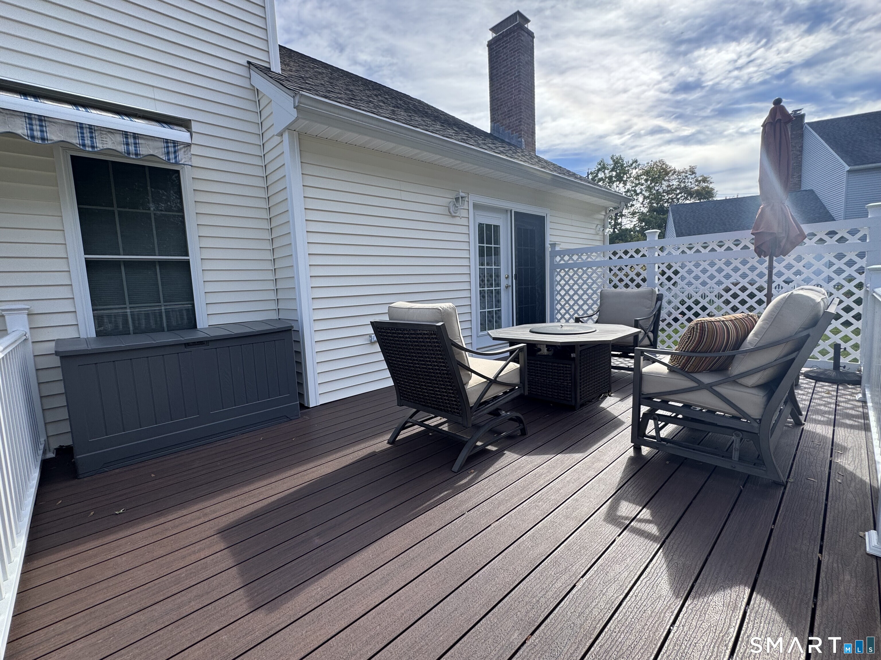 8 Hill Street East Haven CT 06512