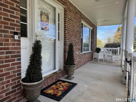 8 Hill Street East Haven CT 06512