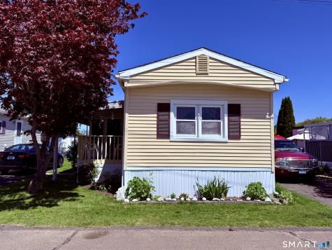 74 Cheyenne Road East Hartford CT 06118