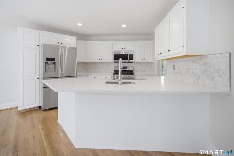 7 Chase Farm Road South Windsor CT 06074