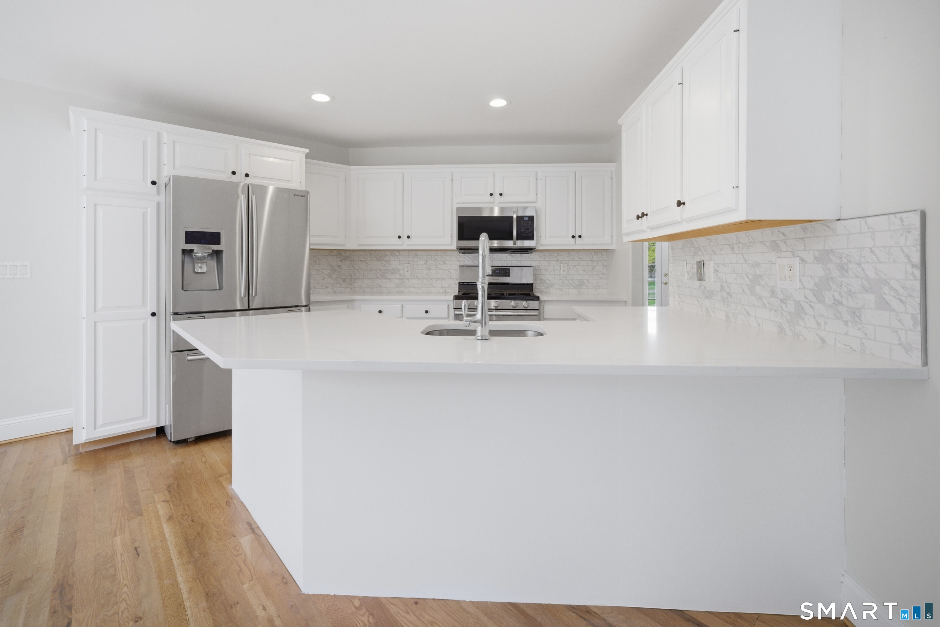 7 Chase Farm Road South Windsor CT 06074