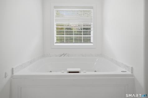 7 Chase Farm Road South Windsor CT 06074