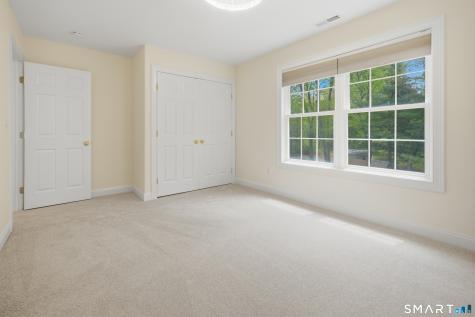 7 Chase Farm Road South Windsor CT 06074