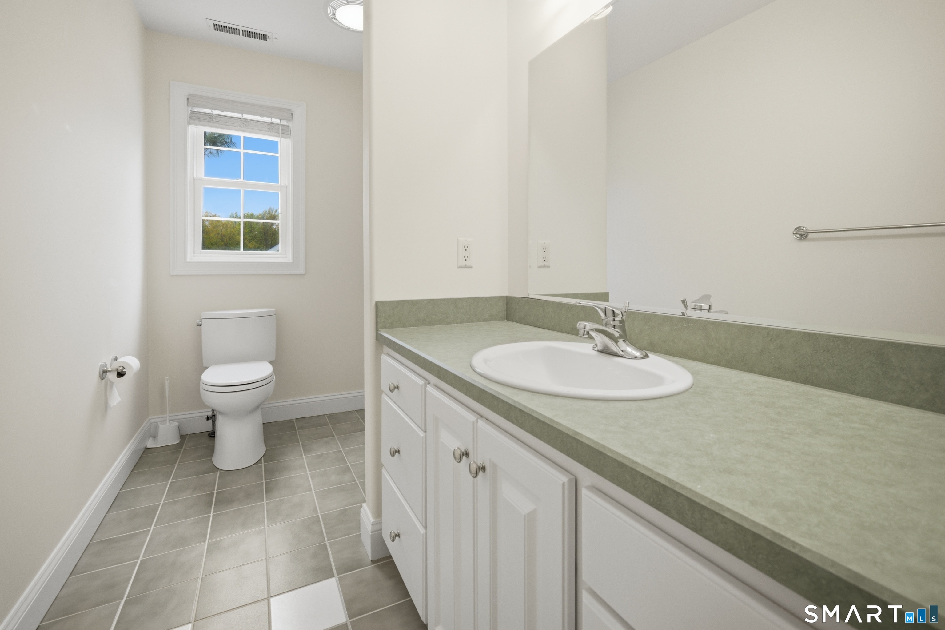 7 Chase Farm Road South Windsor CT 06074