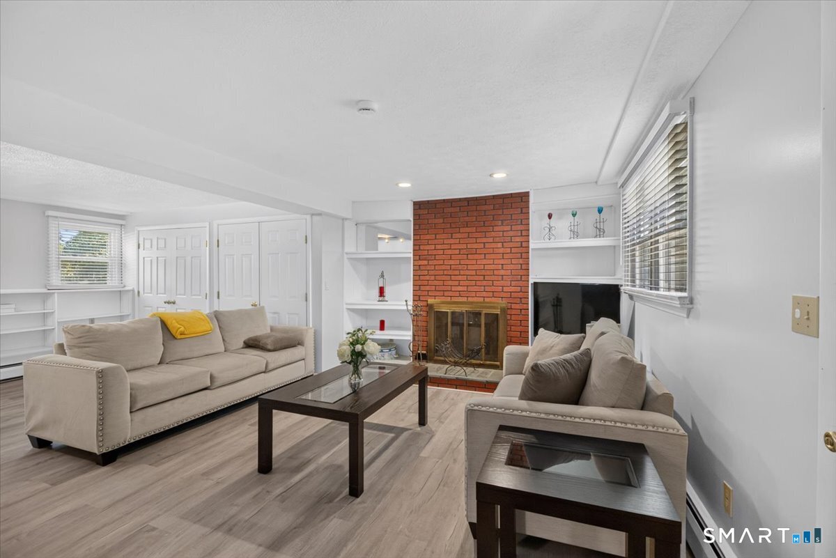 78 Sycamore Road South Windsor CT 06074