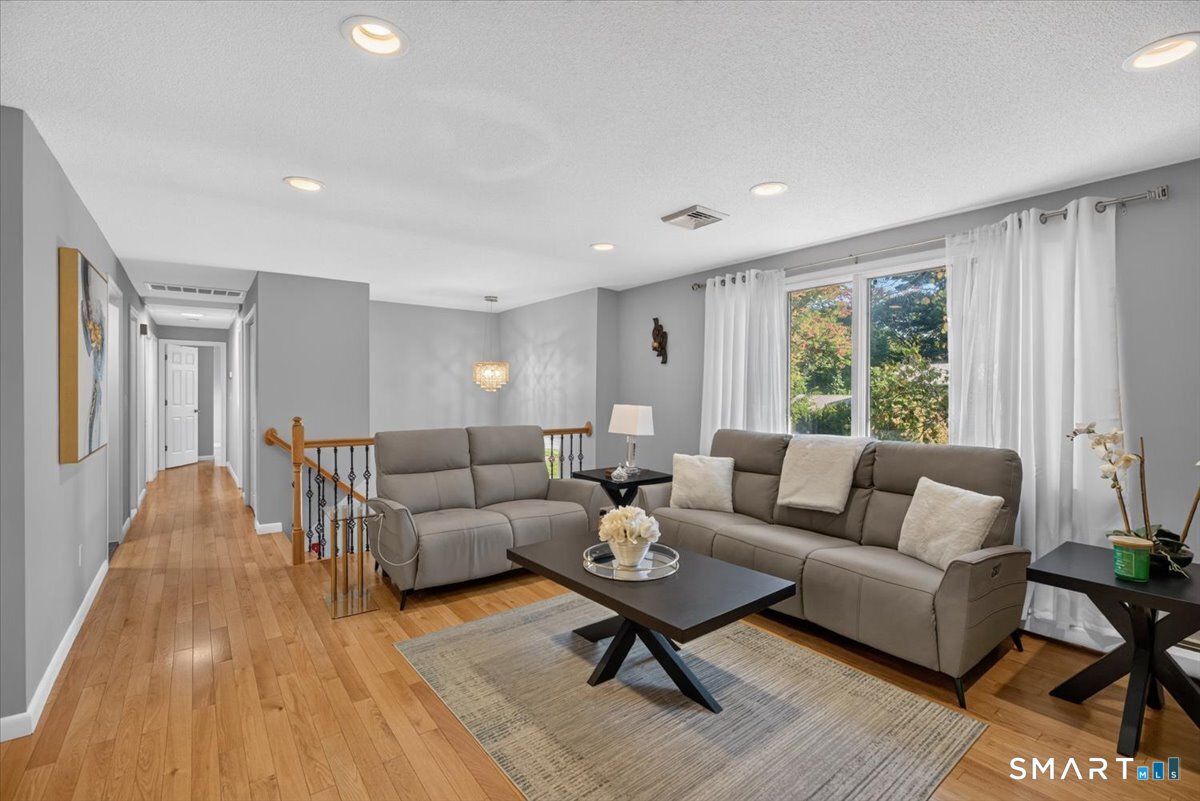 78 Sycamore Road South Windsor CT 06074