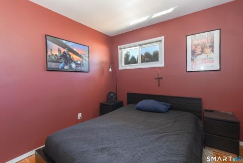 18 Harris Road Ansonia CT 06401