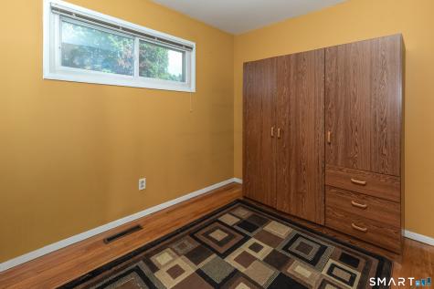 18 Harris Road Ansonia CT 06401