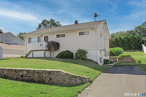 18 Harris Road Ansonia CT 06401