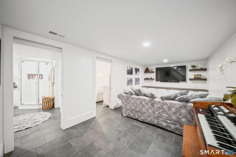 3112 North Main Street Waterbury CT 06704