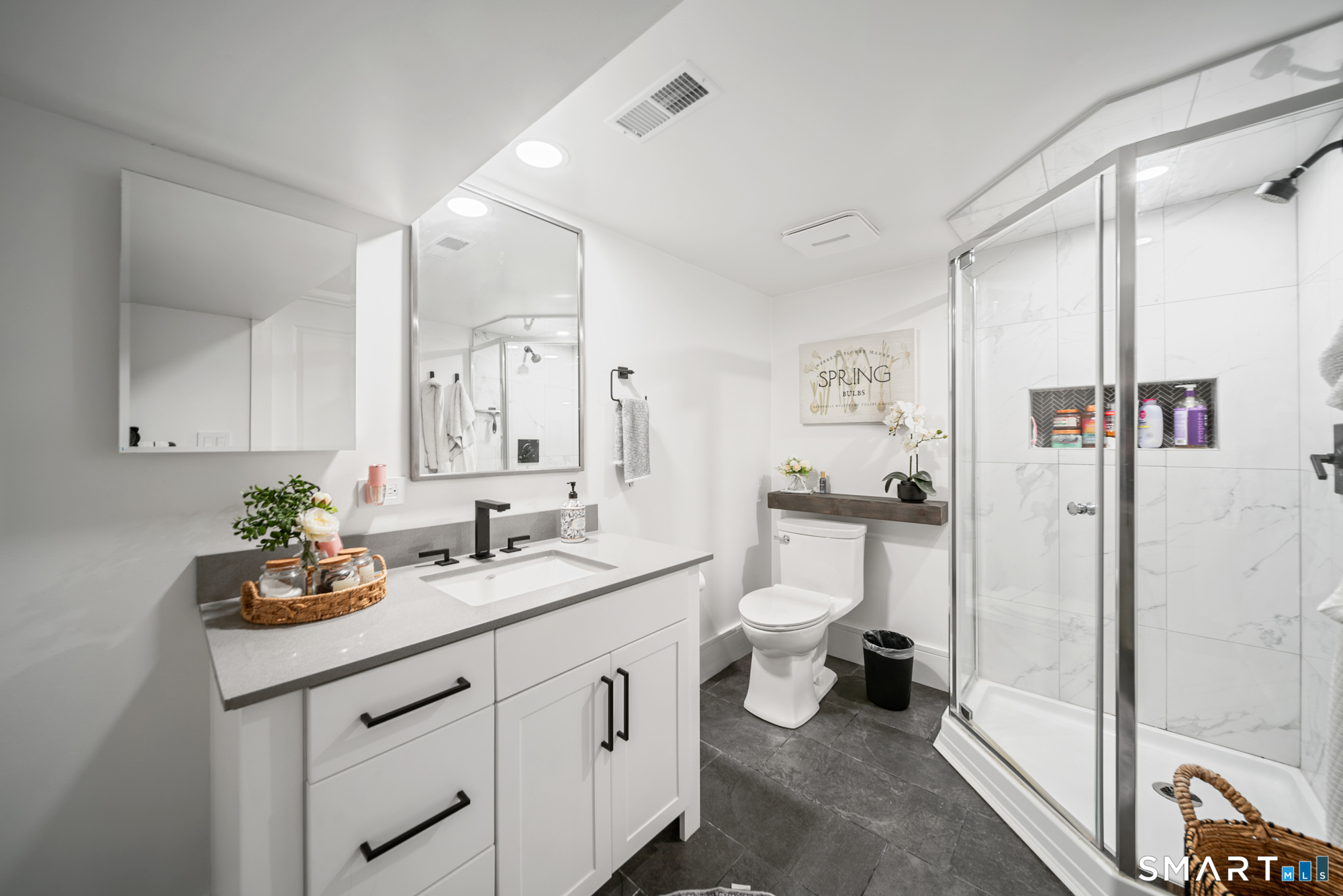 3112 North Main Street Waterbury CT 06704