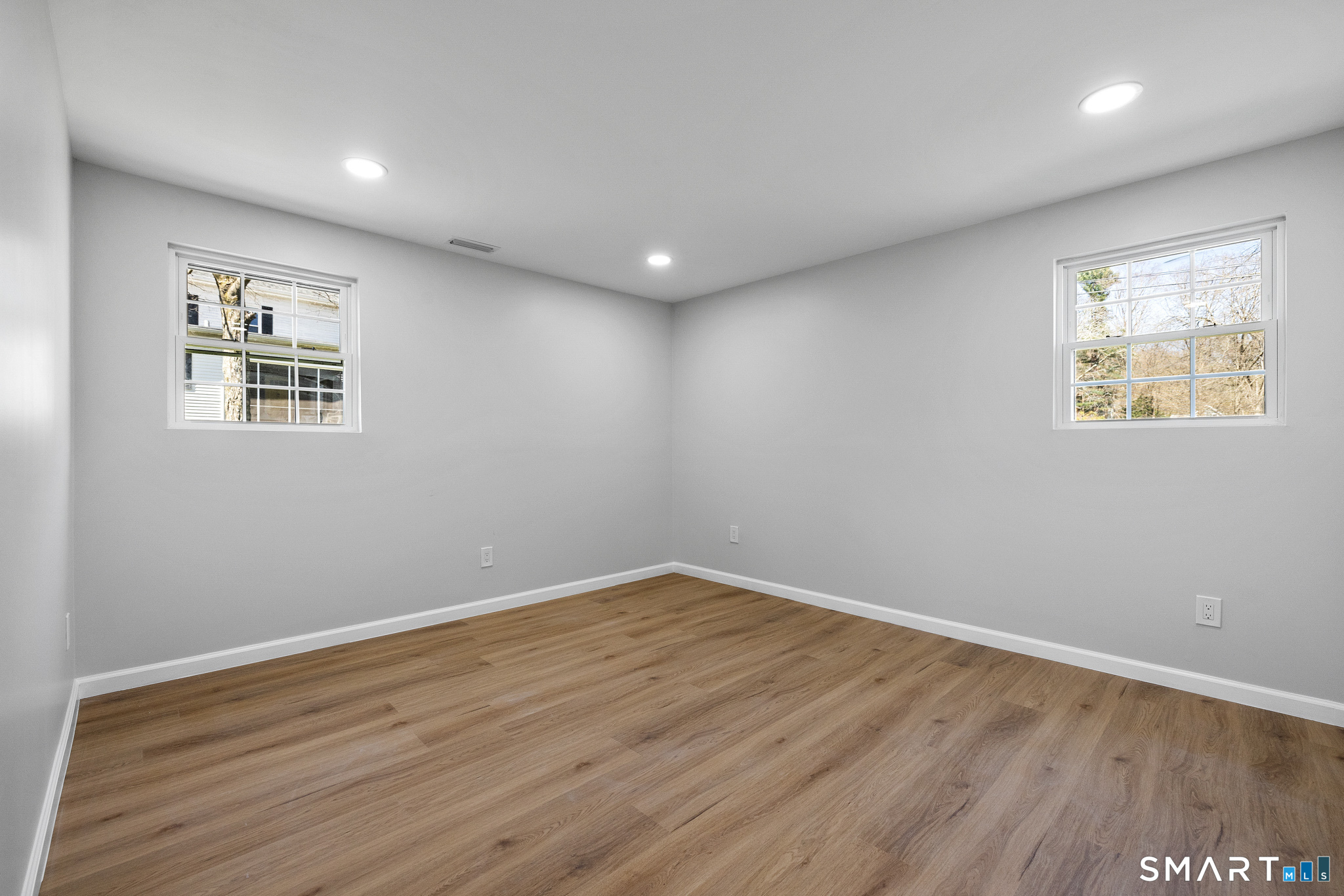 354 Vernon Street Manchester CT 06042