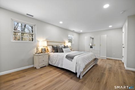 354 Vernon Street Manchester CT 06042