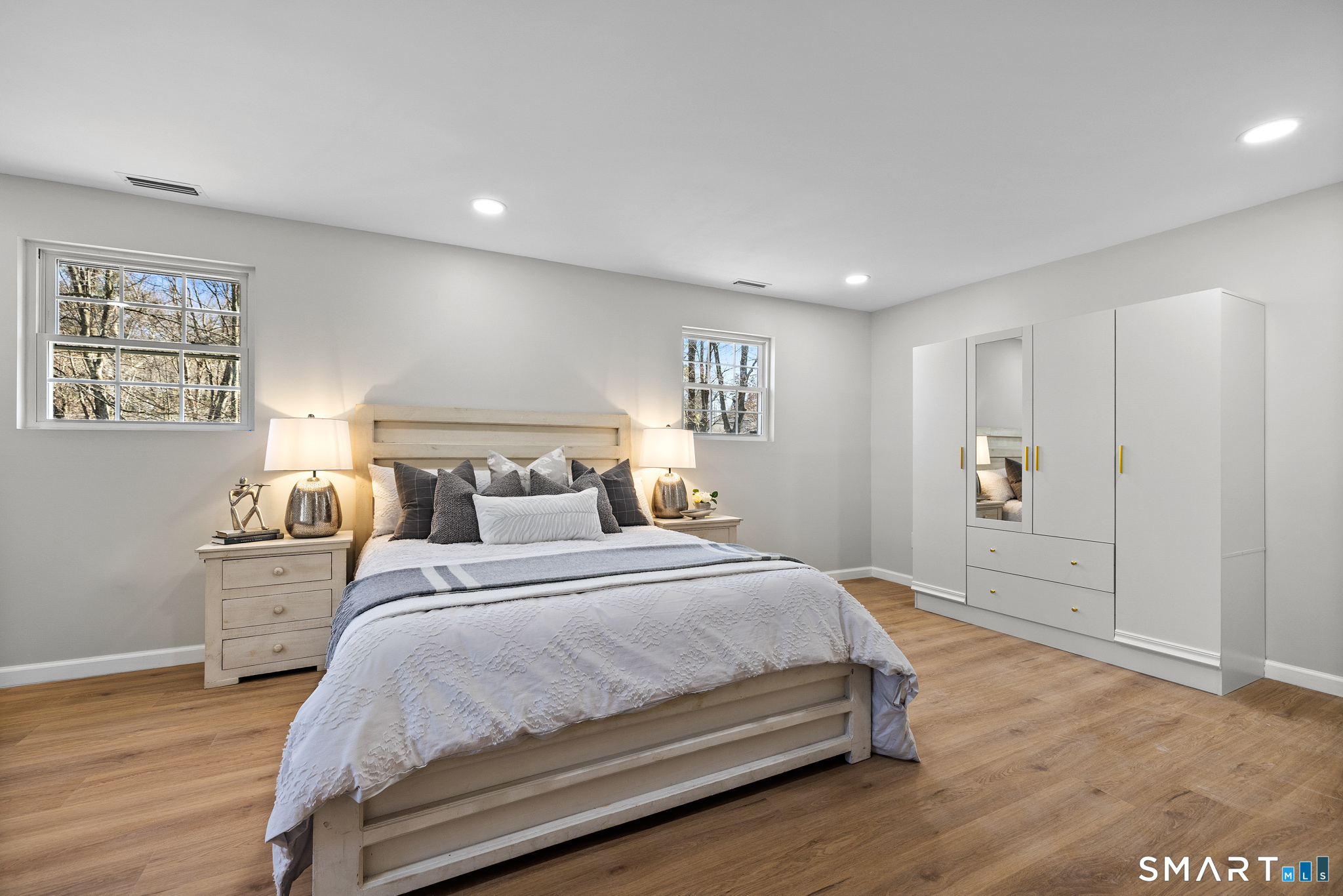 354 Vernon Street Manchester CT 06042