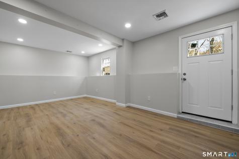354 Vernon Street Manchester CT 06042