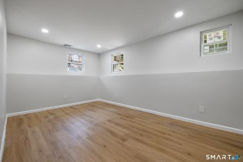 354 Vernon Street Manchester CT 06042