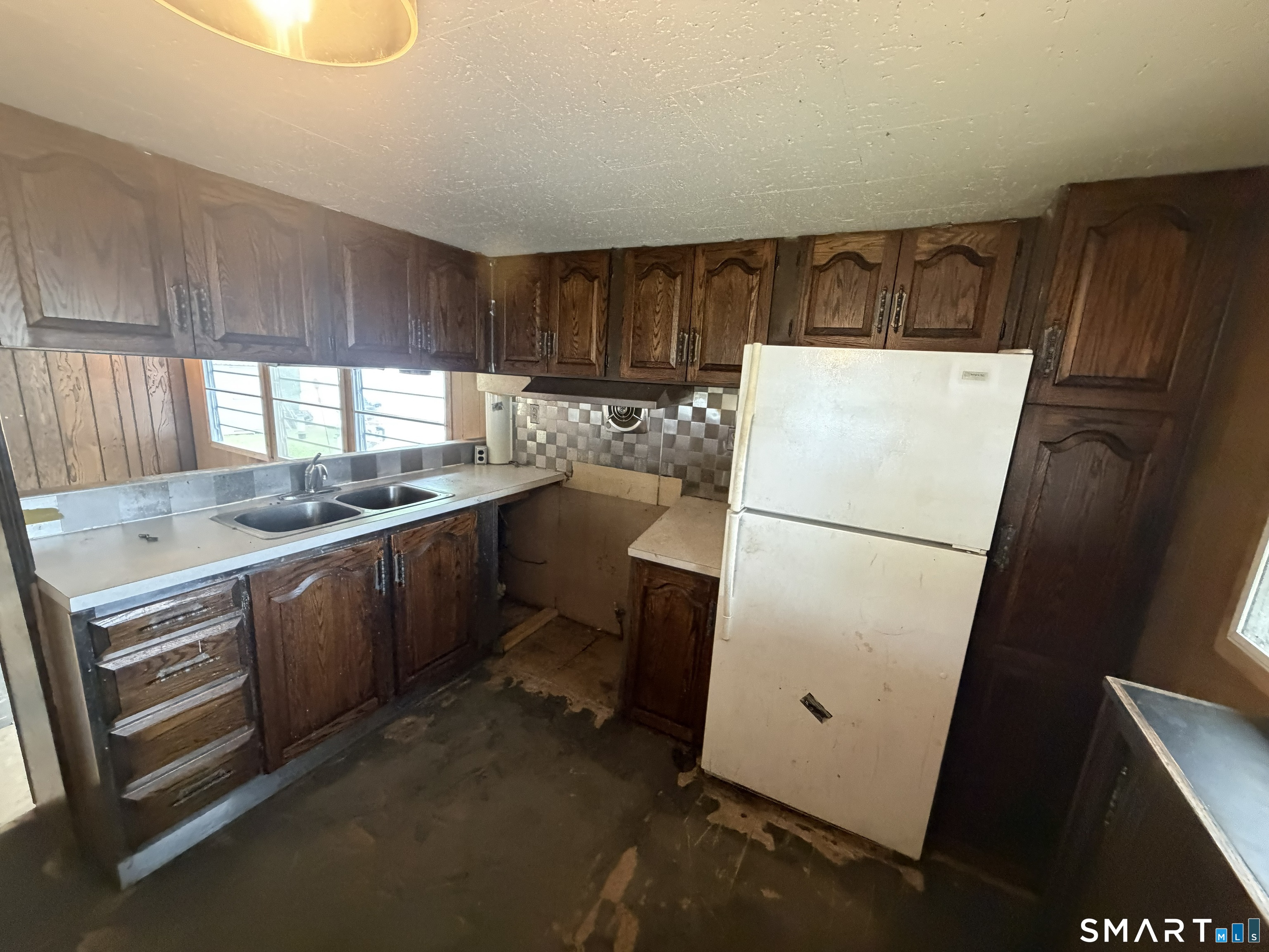 31 Rivermead Boulevard East Hartford CT 06118