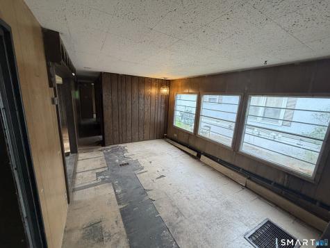 31 Rivermead Boulevard East Hartford CT 06118